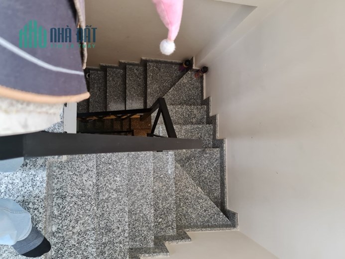 BÁN NHÀ Q3-HXT-KHU KD SẦM UẤT-4 TẦNG-GIÁ 7.5 TỶ