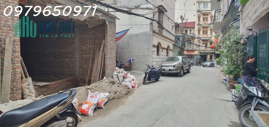 CHÍNH CHỦ CẦN CHO THUÊ NHÀ NGUYÊN CĂN 3 TẦNG TẠI PHÚ VIÊN, BỒ ĐỀ