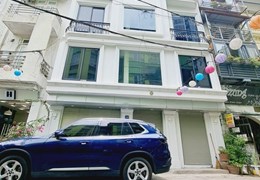 Bán nhà ngõ Hàng Bún 37m x 5 tầng, mặt tiền đẹp, kinh doanh sầm uất