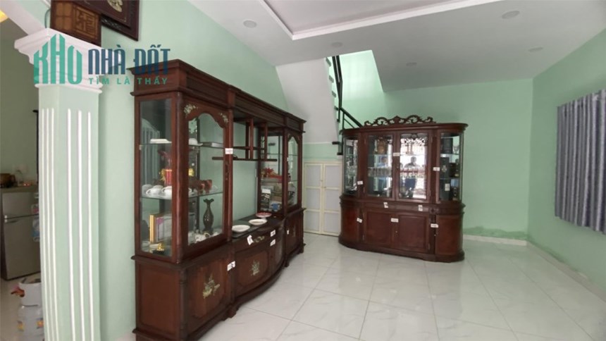 Nhà Hiếm, Cách Chợ Thủ Đức 100M, Đường Hồ Văn Tư, Ngang 8M Bề Thế, Chỉ Nhĩnh 4 Tỷ, Xách Vali Ở Ngay