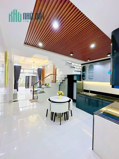 Nhà Siêu Đẹp ở ngay, Võ Văn Ngân, Thủ Đức, 60M, 3T, Giá Nhĩnh 4 Tỷ, Gần Vincom,  SHR