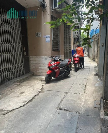 NHÀ ĐẸP DÂN XÂY – NGUYỄN VĂN HUYÊN – NGÕ NÔNG, GẦN Ô TÔ – 4T x 51m2, 5.9 TỶ