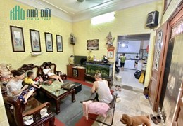 MUA ĐÁT TẶNG NHÀ MẶT PHỐ XUÂN ĐỈNH . NHÀ 3 TẦNG DIỆN TÍCH 63M2 , LÔ GÓC MẶT TIỀN LỚN 8M, KINH DOANH