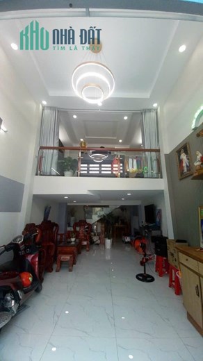 XE HƠI ĐẬU CỬA, KHU PHÂN LÔ - AN PHÚ ĐÔNG QUẬN 12 - 71M2, 3 TẦNG, NHÀ CÒN MỚI VÔ Ở NGAY, CHỈ HƠN 4