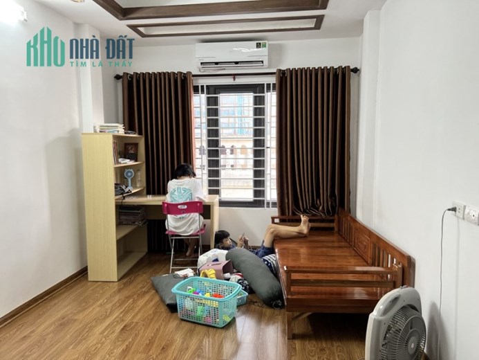 Bán nhà Ngọc Trì, Long Biên 5 tầng mới long lanh đẹp ,ngõ  thông giá chỉ 3 tỷ