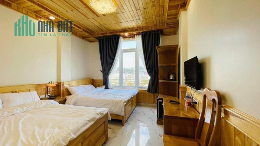 KHÁCH SẠN MẶT TIỀN ĐƯỜNG NGUYỄN CÔNG TRỨ – PHƯỜNG 2 – TP. ĐÀ LẠT