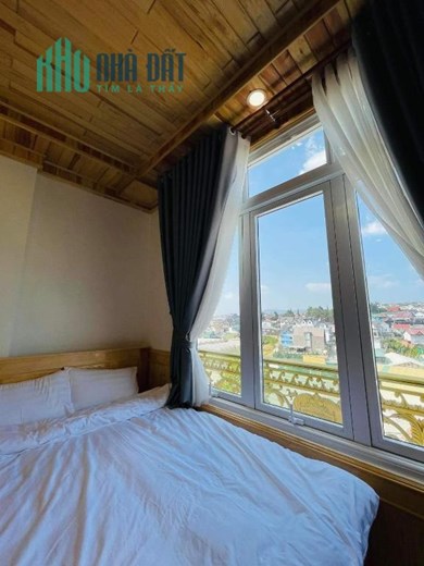 KHÁCH SẠN MẶT TIỀN ĐƯỜNG NGUYỄN CÔNG TRỨ – PHƯỜNG 2 – TP. ĐÀ LẠT