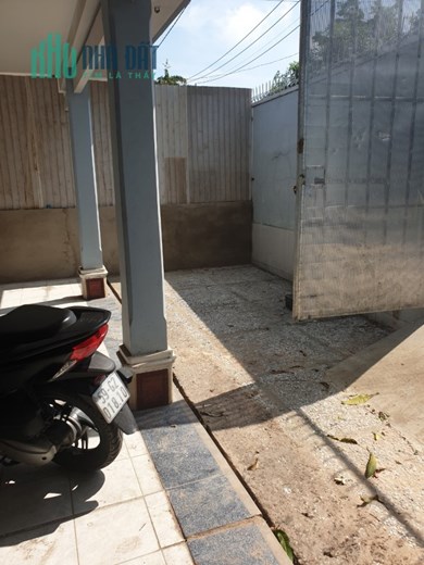 GIẢM 950TR ( TRONG 10 NGÀY) CÒN 9,5 TỶ Chính chủ Bán đất tặng nhà MT đường TTT 9, cách Đặng Thúc