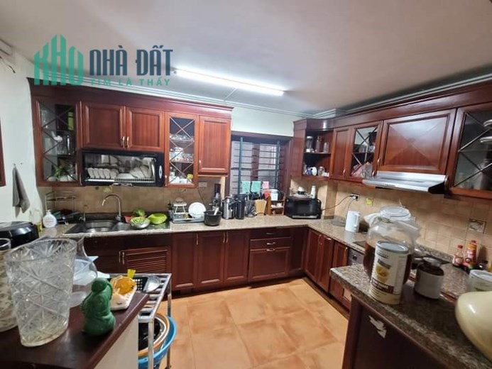 Nhà vườn 170m2 Phạm Văn Đồng 4 tầng MT6.4 đường thông gara ô tô 12.5 tỷ
