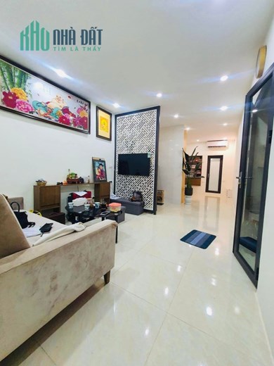 Tập thể Kim Liên, Đống ĐA, lô góc, full nội thất 100m, ô tô đỗ.