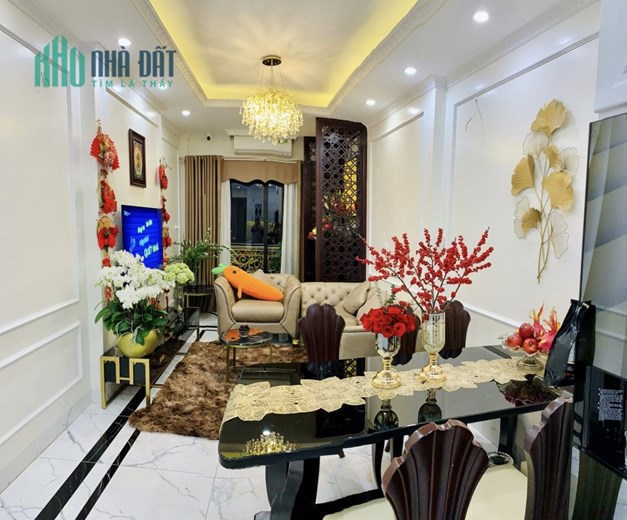 Nhà Tuyển! Lô góc Láng Hạ, nông, thẳng tắp, thông, KD nhỏ, 44m2, 4T, 4.25 tỷ