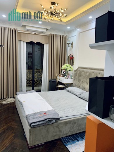 Nhà Tuyển! Lô góc Láng Hạ, nông, thẳng tắp, thông, KD nhỏ, 44m2, 4T, 4.25 tỷ
