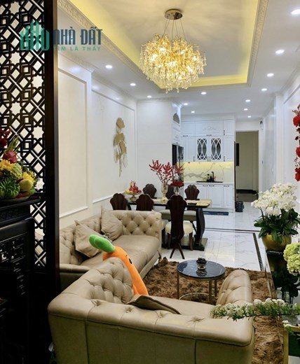 Nhà Tuyển! Lô góc Láng Hạ, nông, thẳng tắp, thông, KD nhỏ, 44m2, 4T, 4.25 tỷ