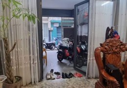 Một căn Duy Nhất Vị trí KD 4 tầng, ngang 4.5m đường Hoàng Sa