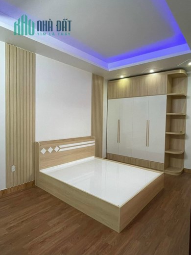 Bán Nhà Ngô Tất Tố, Quận Bình Thạnh, Hẻm Xe Hơi, 5 Tầng, Giảm 3.5 tỷ