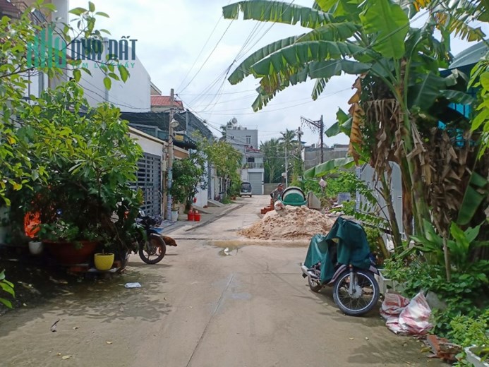Lô đất khu vực gần sông, hẻm rộng 7m, Linh Đông – Thủ Đức, ngang 14m, diện tích 370m2, giá chỉ hơn