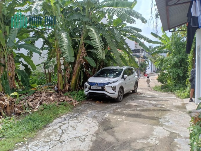 Lô đất khu vực gần sông, hẻm rộng 7m, Linh Đông – Thủ Đức, ngang 14m, diện tích 370m2, giá chỉ hơn