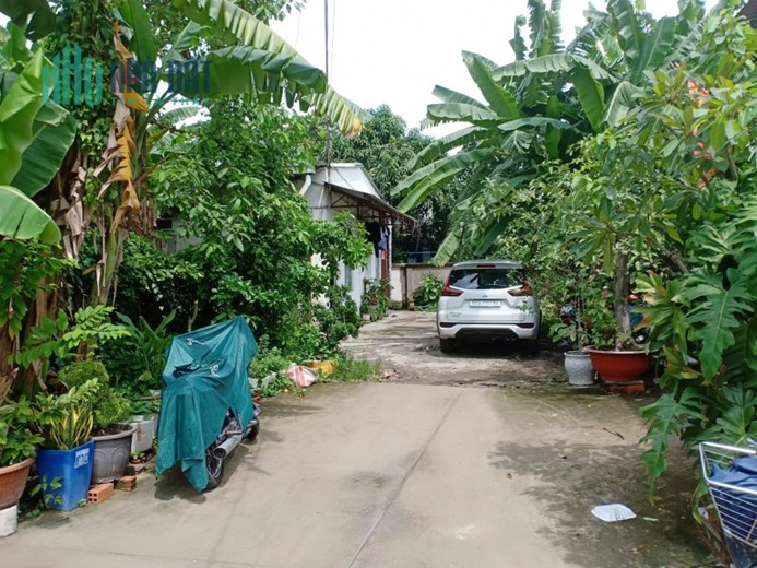 Lô đất khu vực gần sông, hẻm rộng 7m, Linh Đông – Thủ Đức, ngang 14m, diện tích 370m2, giá chỉ hơn