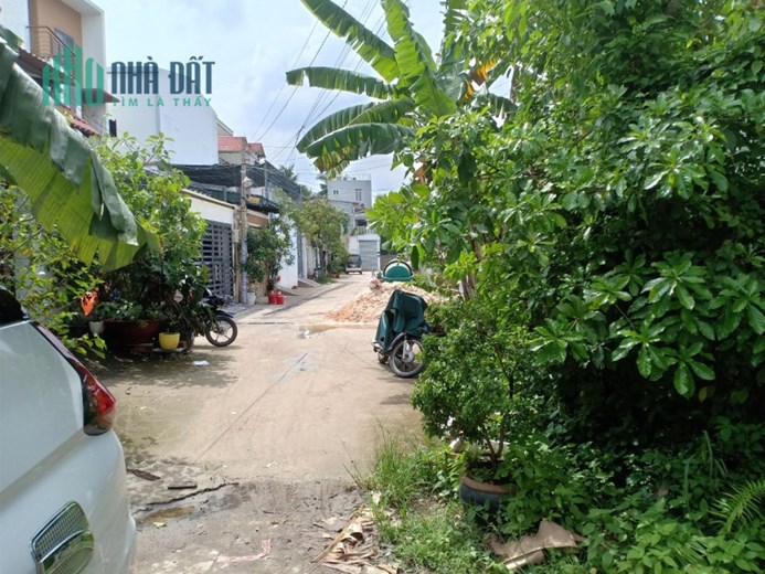 Lô đất khu vực gần sông, hẻm rộng 7m, Linh Đông – Thủ Đức, ngang 14m, diện tích 370m2, giá chỉ hơn
