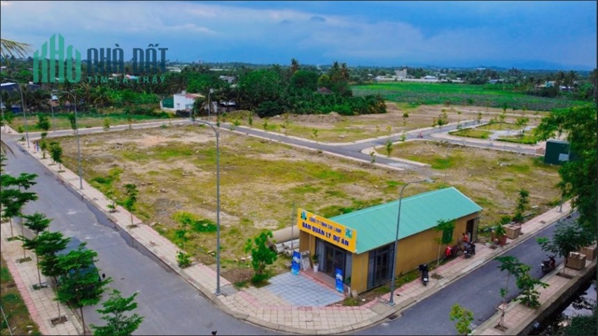 Bán lô đất cuối đường Thống Nhất 1.1 tỷ, 100m2, MT 5m đường 8m gần nhà thờ Tân Hội Tp. Phan Rang