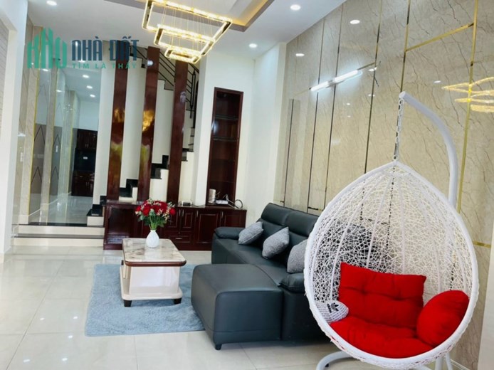 Bán nhà 3 tầng đẹp, 5.3 x 19, nhỉnh 8 tỷ, doanh thu 30tr/th