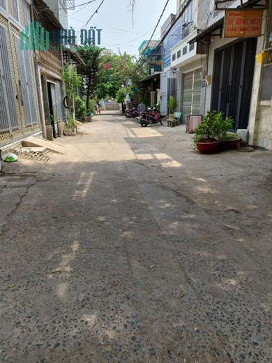 Bán nhà HXH 6 mét Phan Văn Trị DT 5x14m. Khu phân lô, dân trí cao