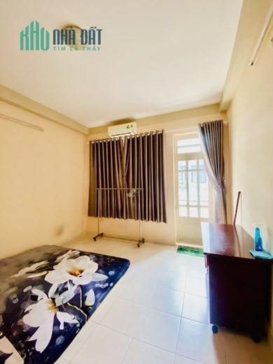 Bán nhà HXH Nguyễn Văn Đậu DT 4x16m. 4 tầng BTCT, hoàn công đủ