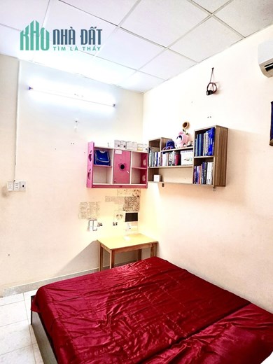 CHO THUÊ nhà nguyên căn HXH đường Nguyễn Văn Cừ Quận 1 – Giá thuê chỉ 14 triệu/tháng hẻm thông tứ