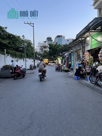 NHÀ ĐẸP NGUYỄN SƠN -  VỊ TRÍ CỰC ĐẸP – KHU DÂN CƯ VIP – NGÕ TO, GARA OTO