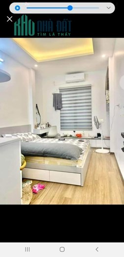 chủ cần bán nhà xuân đỉnh- ngõ rộng ô tô qua lùi trước cửa - ngõ thông tứ tung - nhà nở hậu lh