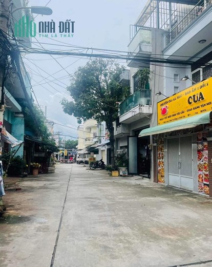 Bán nhà đẹp 2 tầng 2PN, Hẻm xe hơi Chiến Lược, BTĐA, Bình Tân, 35m2, giá 3.37 tỷ TL