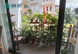 CHÍNH CHỦ CẦN BÁN NHÀ NGỌC THUỴ 70M 5 TẦNG MT 4M GÍA 12.5 TỶ