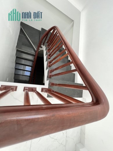 Nhỉnh 2 tỷ sở hữu nhà Xã Đàn 30m2 x 4T, ngõ thông, 3 gác phi vèo vèo
