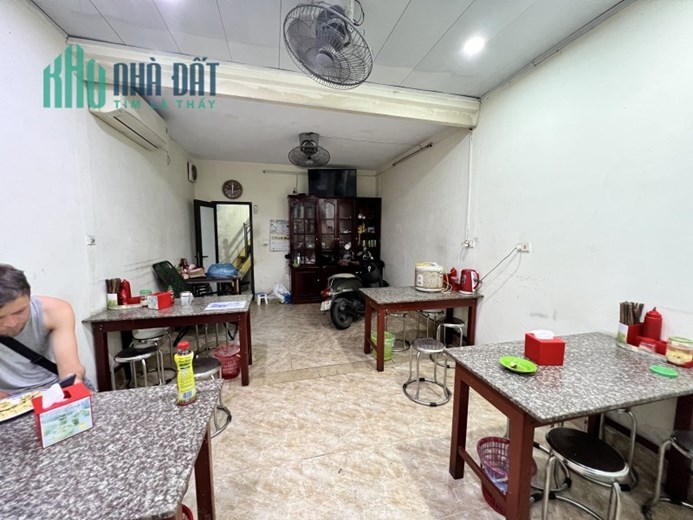 Bán nhà khu Văn Miếu 30m2 x 4 tầng, ngõ thông, 2 thoáng, 3 gác tránh xe máy, 2,7 tỷ