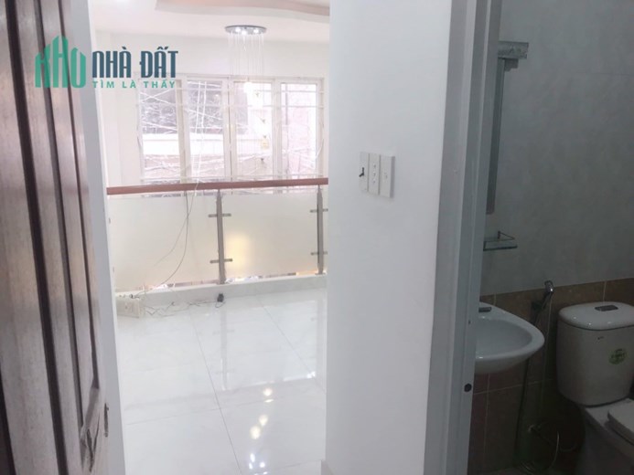 CHO THUÊ nhà nguyên căn 4 tầng đường Bến Chương Dương Quận 1 – Giá thuê chỉ 12 triệu/tháng thích
