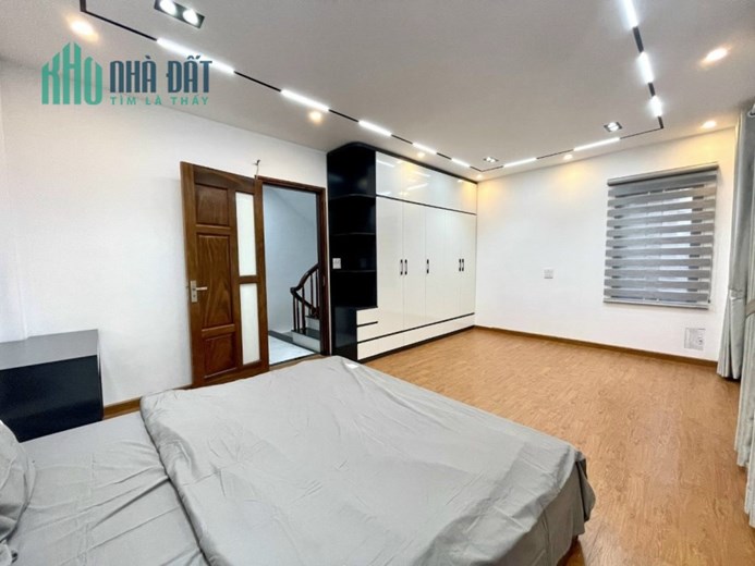 CẦN BÁN NHÀ ĐẸP MỚI ,MẶT NGÕ RỘNG LÔ GÓC KD OTO TRÁNH 45M 2 CHỈ NHỈNH 5 TỶ