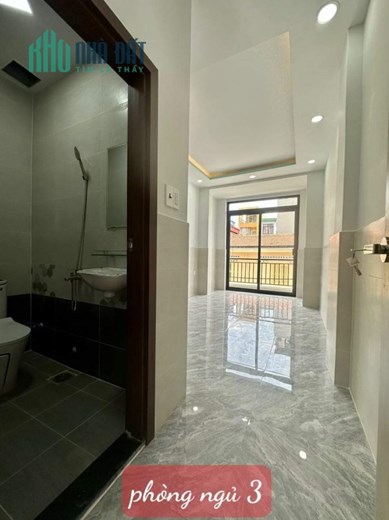 Bán Nhà HXH Đường Trần Phú Quận 5, 45m2, 5 Tầng, Sân Thượng, Mởi ở ngay