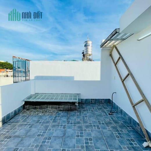 Bán Nhà HXH Đường Trần Phú Quận 5, 45m2, 5 Tầng, Sân Thượng, Mởi ở ngay