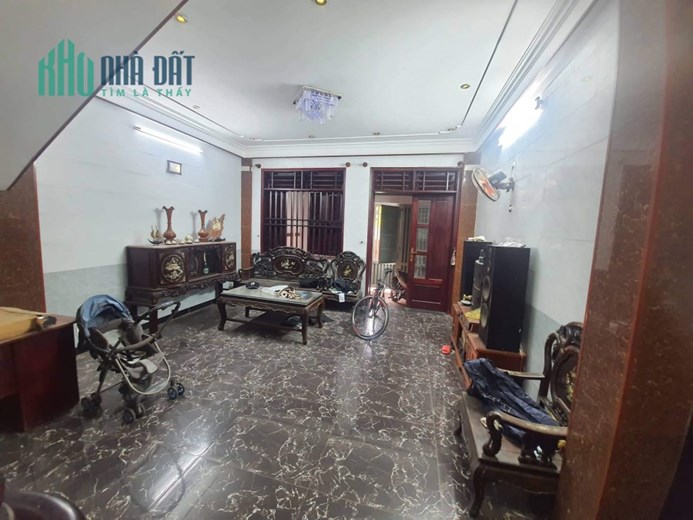 Nhà Mặt Tiền Kinh Doanh Siêu Đỉnh Tân Chánh Hiệp- 5 Tầng- Chủ Ngộp Giảm Từ 9tỷ7 Xuống 8tỷ5.