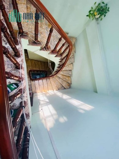 Bán nhà mặt phố Trung Phụng 20m2*5T, vỉa hè rộng, kinh doanh sầm uất, nhà đẹp, 6.5 tỷ