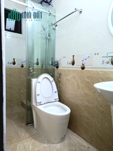 Bán nhà dòng tiền phố Chùa Láng, 45m2*5T, 7 phòng khép kín, thuê 45tr/th, nhà đẹp, 7.5 tỷ