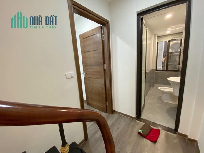 MẶT NGÕ THẲNG TẮP THÔNG - SỔ RIÊNG - NỞ HẬU - ĐẸP MỚI LUNG LINH - FULL NỘI THẤT TẶNG LẠI - Ở, KINH