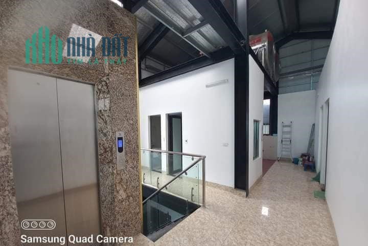 CẦN CHO THUÊ NHÀ KINH DOANH ĐỈNH - TRUNG TÂM HUYỆN THANH TRÌ 200M2 (TẦNG 1 & 2) 40 TRIỆU/THÁNG.