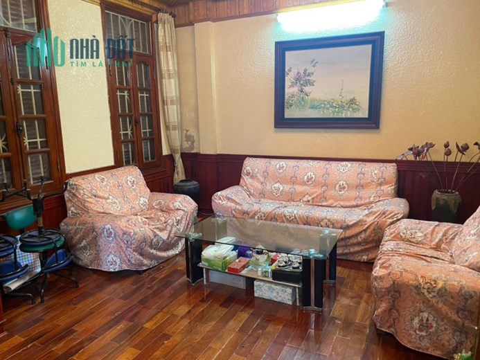 BÁN NHÀ PHÂN LÔ NGHĨA TÂN-TRUNG TÂM CẦU GIẤY Ô TÔ DỪNG - ĐỖ VÀO NHÀ- 60M-5PN-NHỈNH 9 TỶ