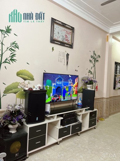 Cần chuyển nhượng gấp ngôi nhà 3 tầng mới đẹp, thoáng, sáng Kim Hoa, Mê Linh, Hà Nội, ôtô đỗ cửa.