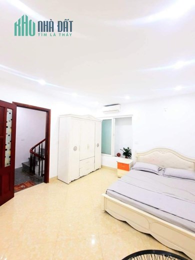HIẾM MINH KHAI, ĐỐI DIỆN TIMES CITY, BA BƯỚC RA PHỐ, NHÀ MỚI, NỘI THẤT 35m x 4T NHỈNH 3 TỶ