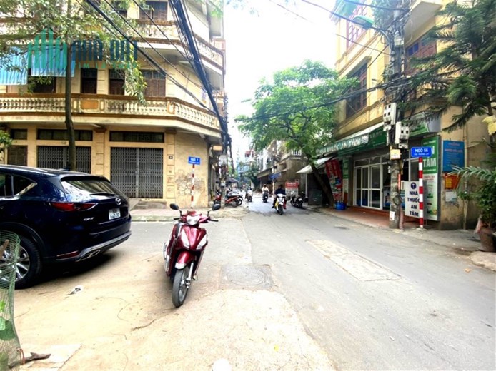 BÁN NHÀ 45M TRUNG TÂM QUẬN THANH XUÂN, Ô TÔ ĐỖ CỔNG, PHÂN LÔ QUÂN ĐỘI, THOÁNG TRƯỚC SAU, NỘI THẤT