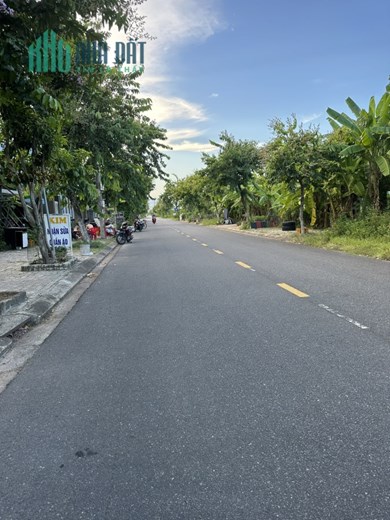 CHÍNH CHỦ BÁN 100M2 ĐẤT MẶT ĐƯỜNG PHẠM ĐỨC NAM