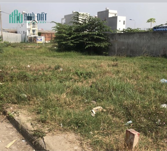 NGỘP BANK CẦN BÁN GẤP ĐẤT NGAY TRUNG TÂM THỊ TRẤN HÓC MÔN