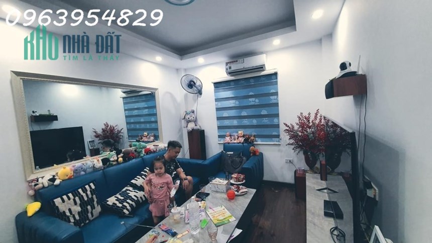 BÁN NHÀ ĐÊ LA THÀNH, QUẬN ĐỐNG ĐA, NHÀ ĐẸP NHƯ TRANH, NGÕ THOÁNG RỘNG, CHỈ 5.6 TỶ